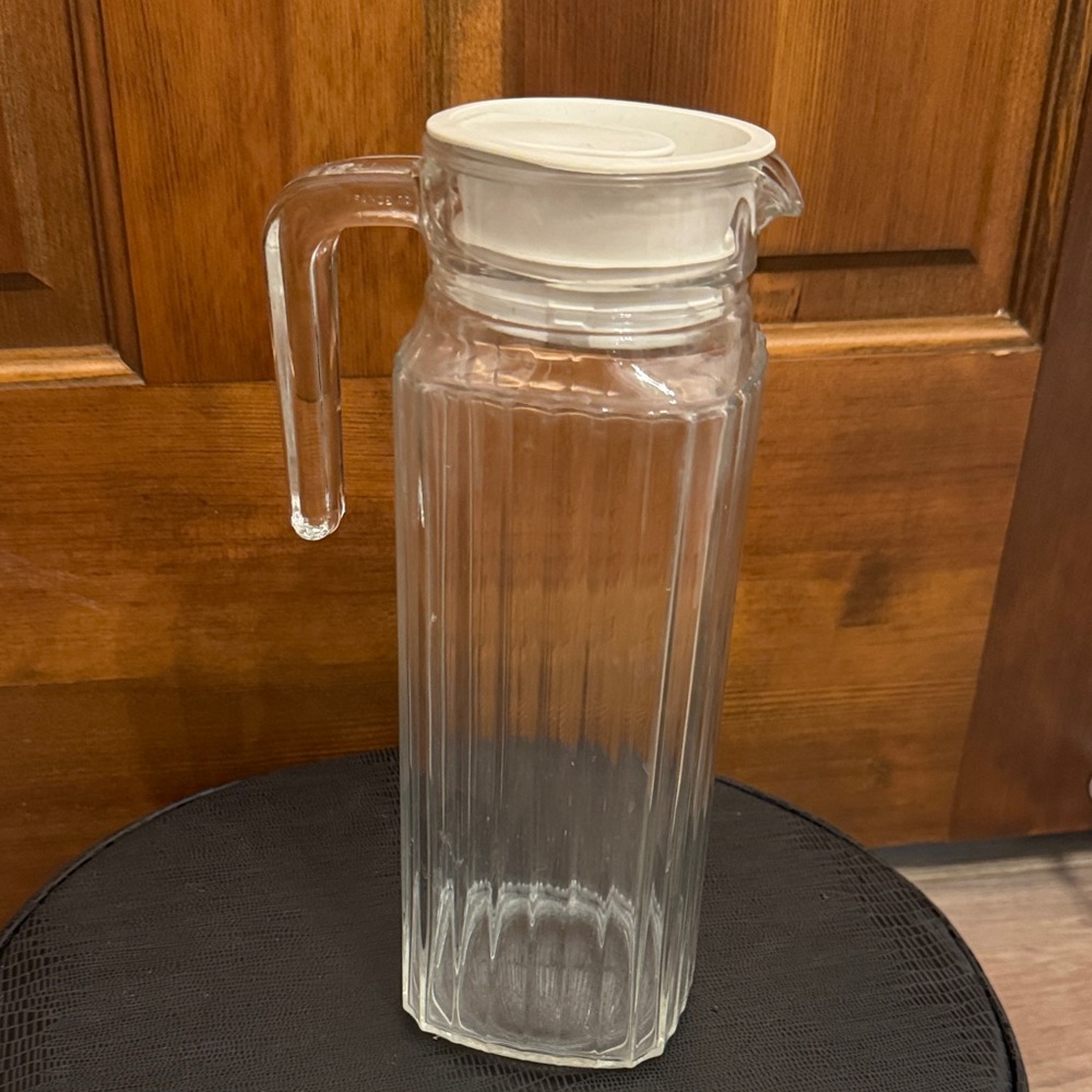 Retro Vintage 1970's Style Tall  Glass Juice Jug Pitcher
